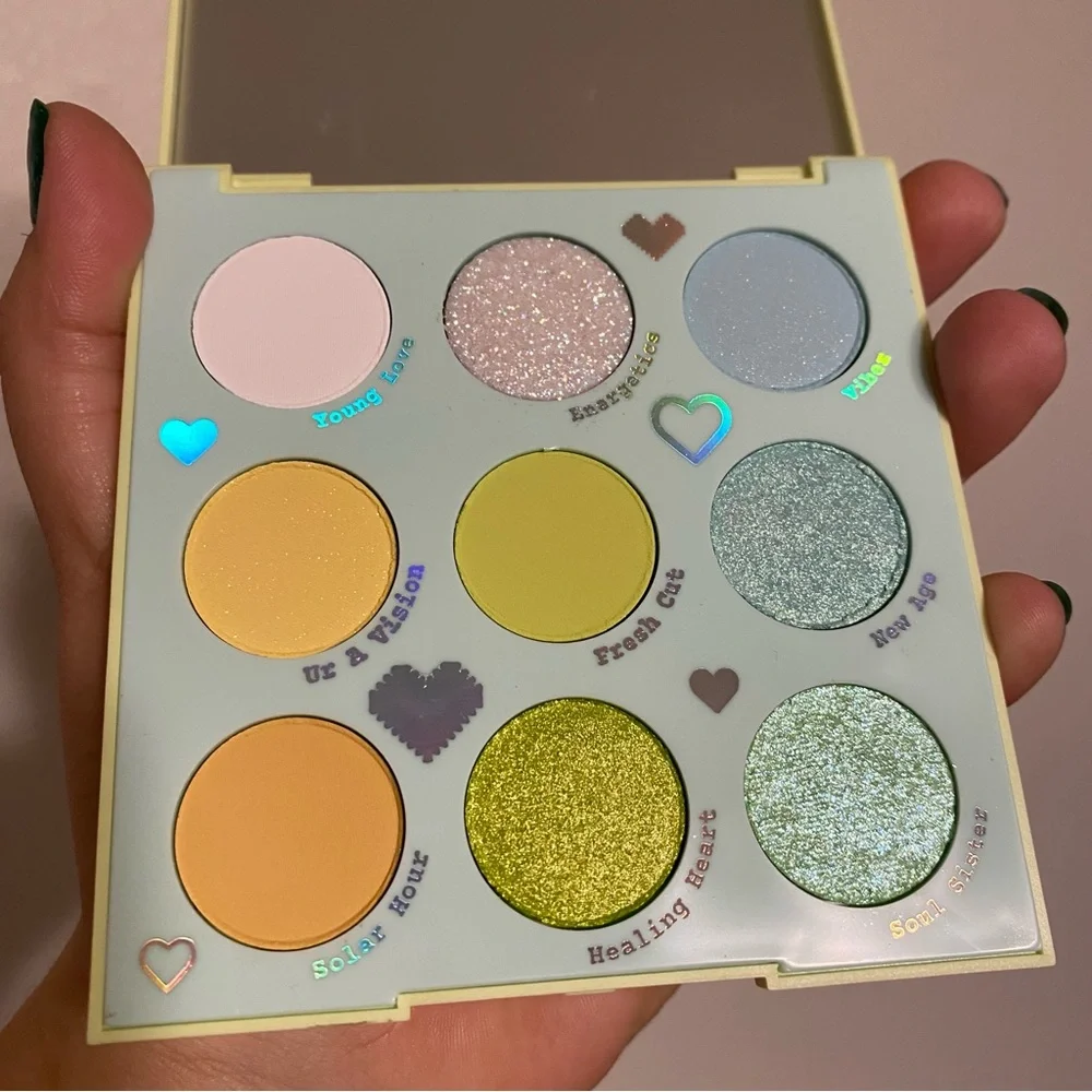 Colourpop Aura & Out Eyeshadow Palette New Without Box *DISCONTINUED* - Picture 5 of 6
